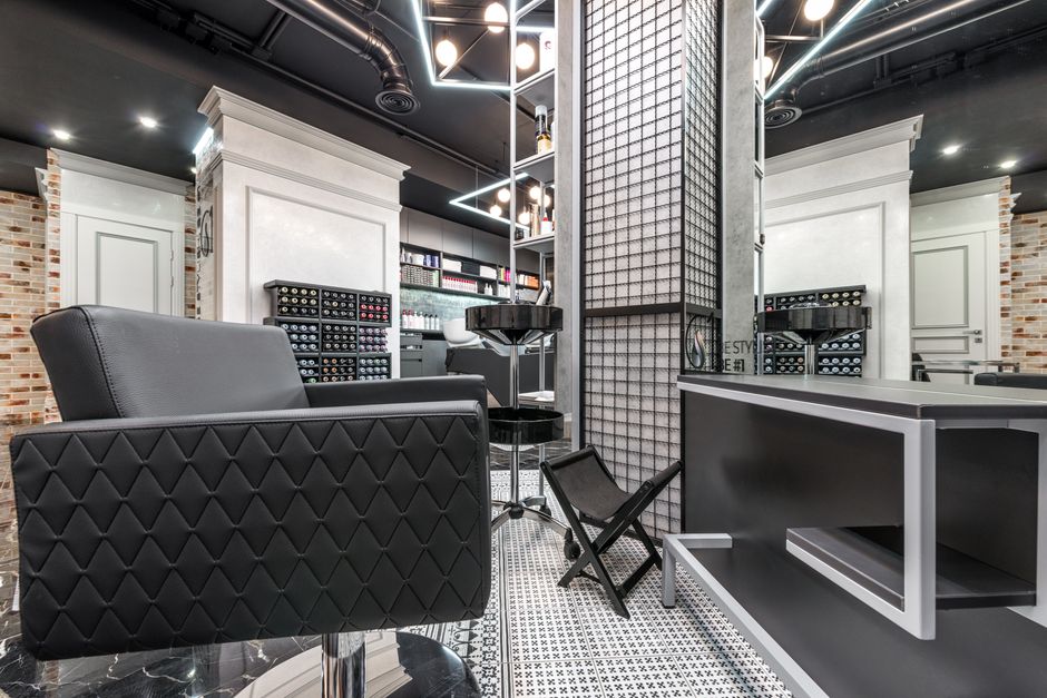 Interiorul salonului